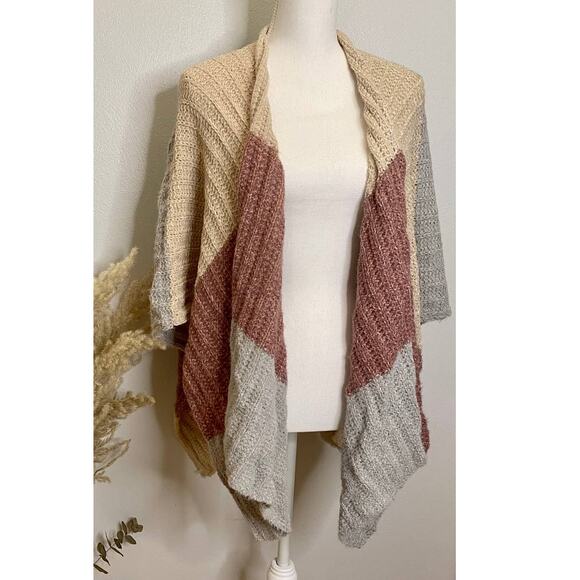 Francescas Kimono Sweater Vivian Striped Knit Kimono One Size Fits All - Picture 5 of 7